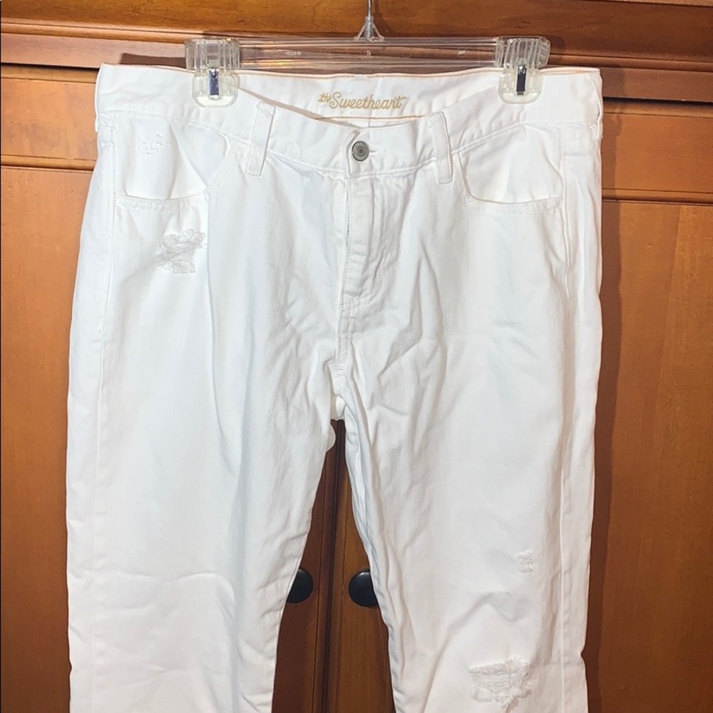 Old Navy • Distressed Sweetheart Straight Jeans
